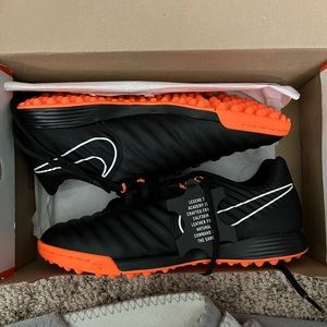 Nike soccer turf shoes